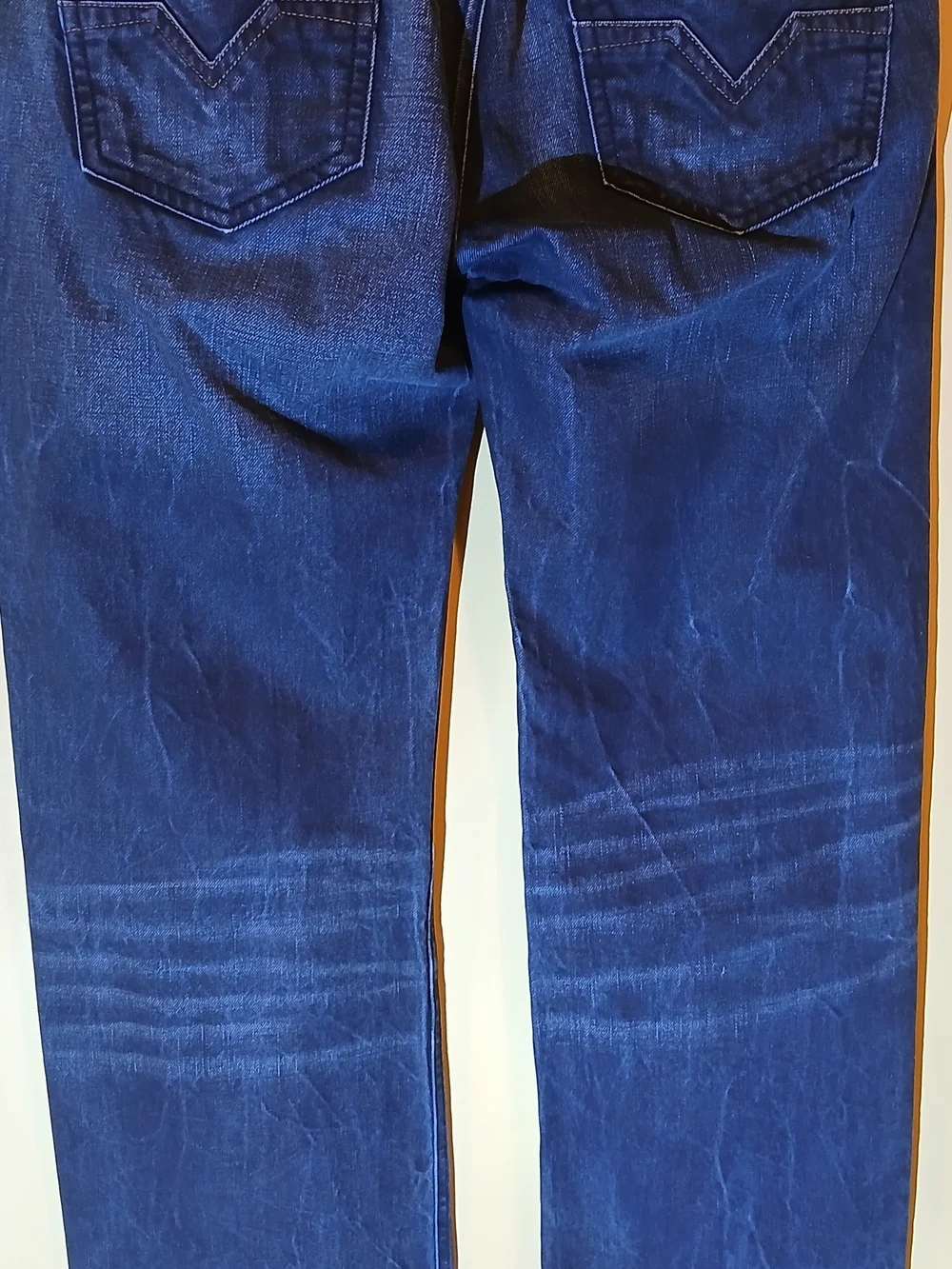 DIESEL LARKEE 30W 30L